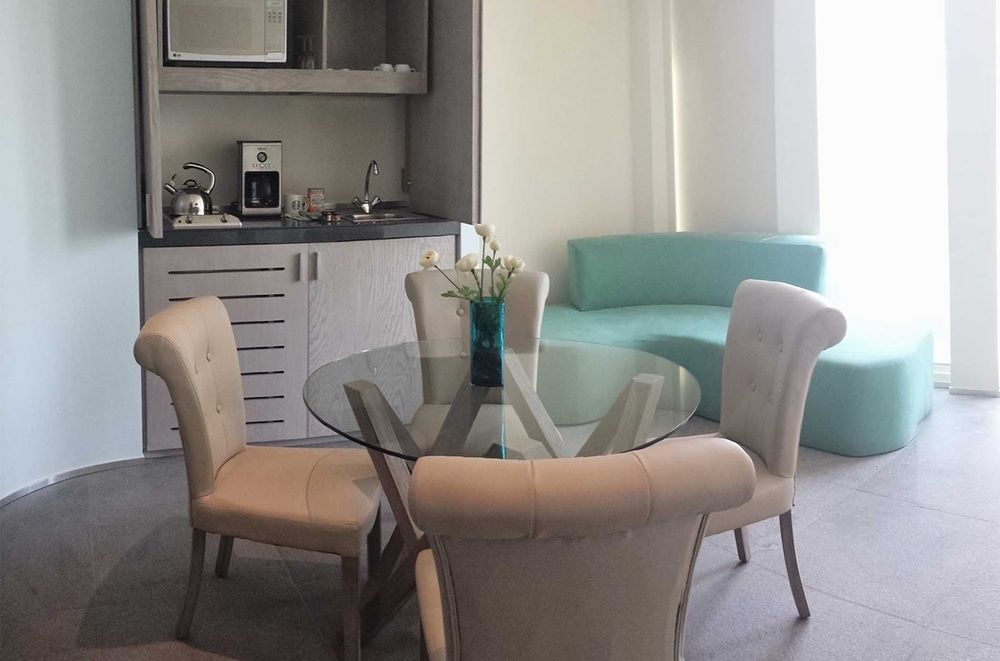 Suites Contempo Mexico City Ngoại thất bức ảnh A suite at the hotel